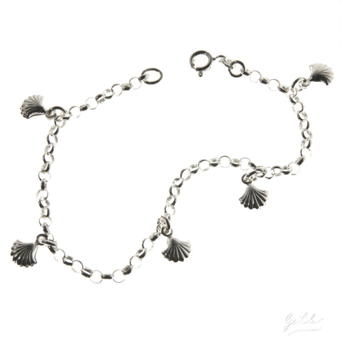 Sea Shell Dangle Bracelet